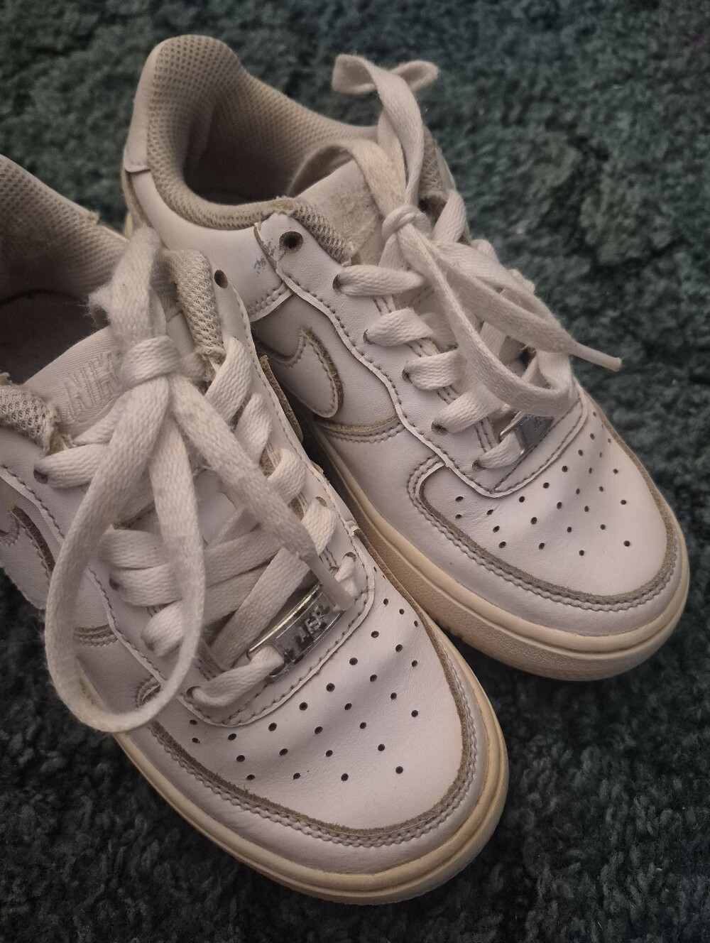 Nike Air Force 1 GS White Sneakers Youth 1 - Picture 10 of 15